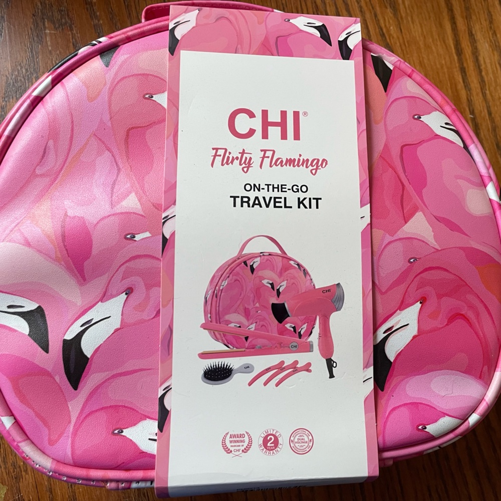 Chi flirty flamingo travel kit new